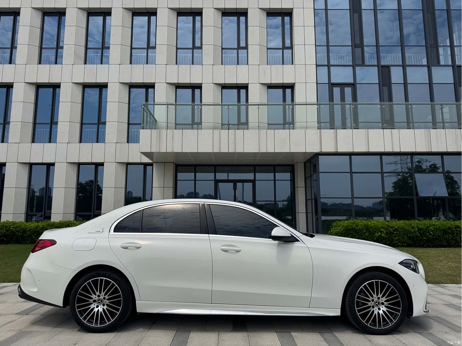 Mercedes-Benz C-Class, 2023 7