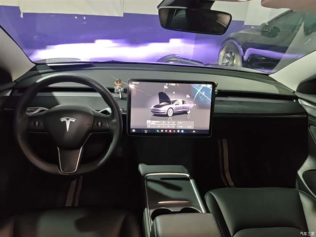 Tesla Model 3, 2022 10