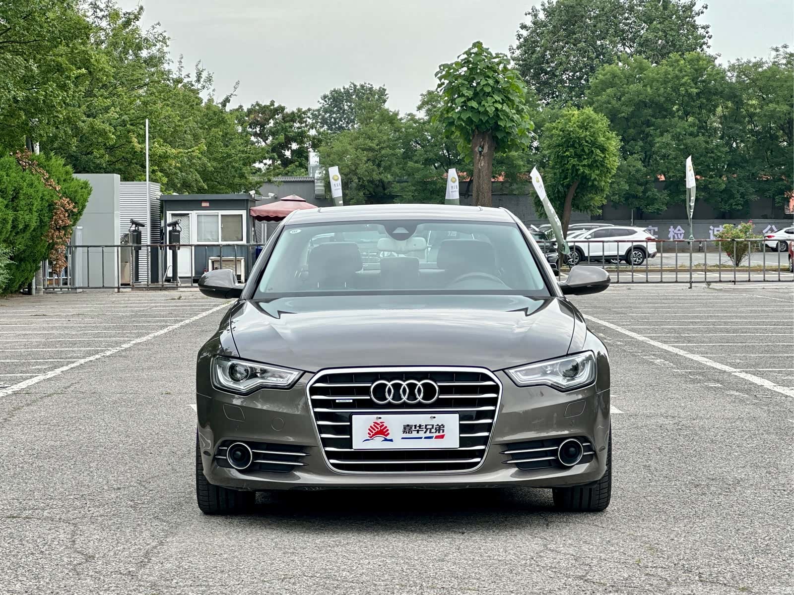 Audi A6L, 2012 4