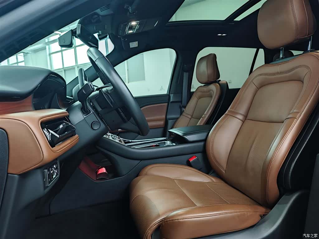 Lincoln Aviator, 2022 16