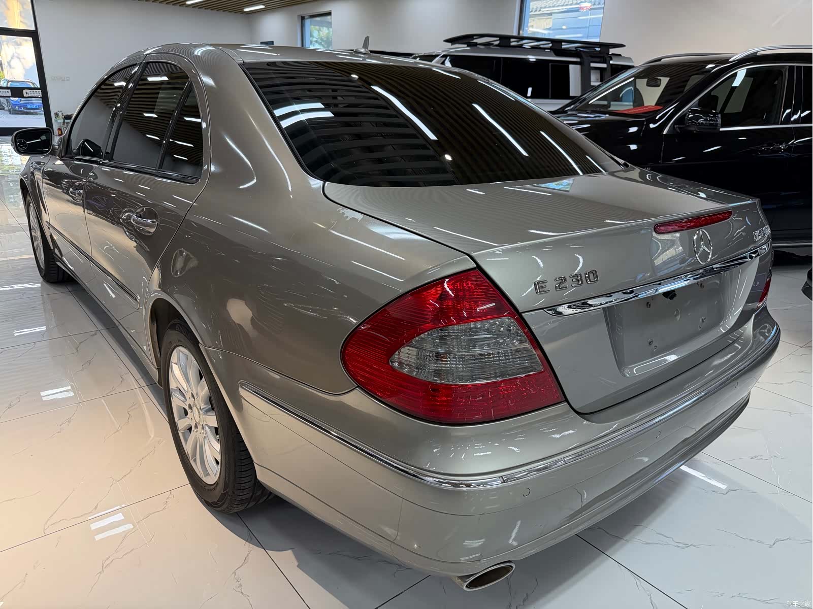 Mercedes-Benz E-Class, 2008 6