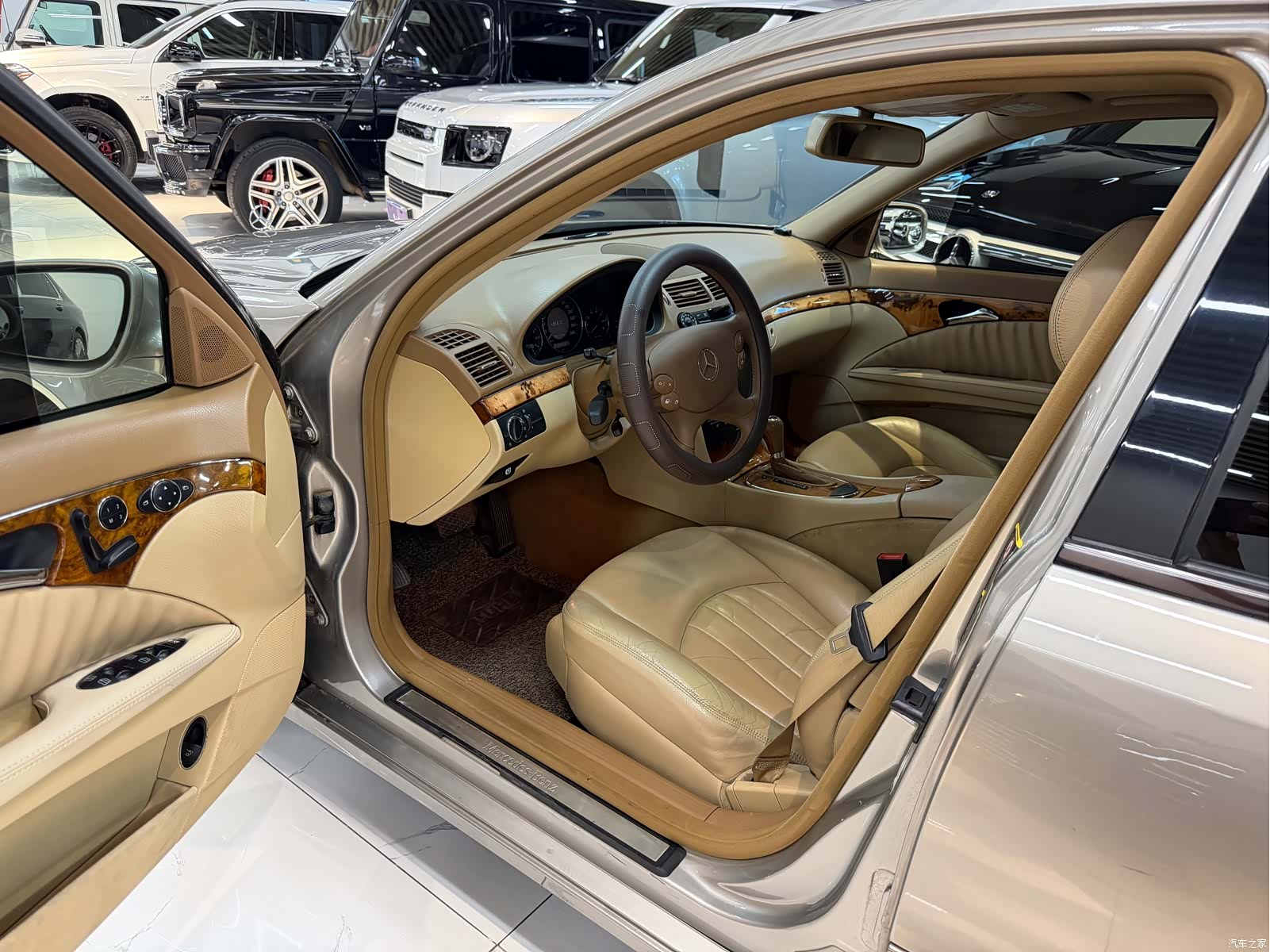 Mercedes-Benz E-Class, 2008 8