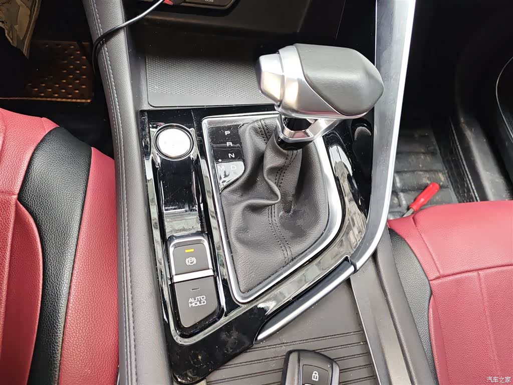 DongFeng AX7, 2021 12