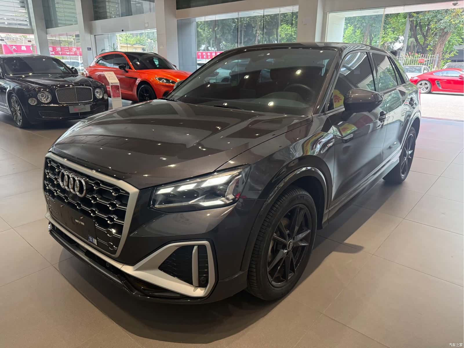 Audi Q2L, 2022 1