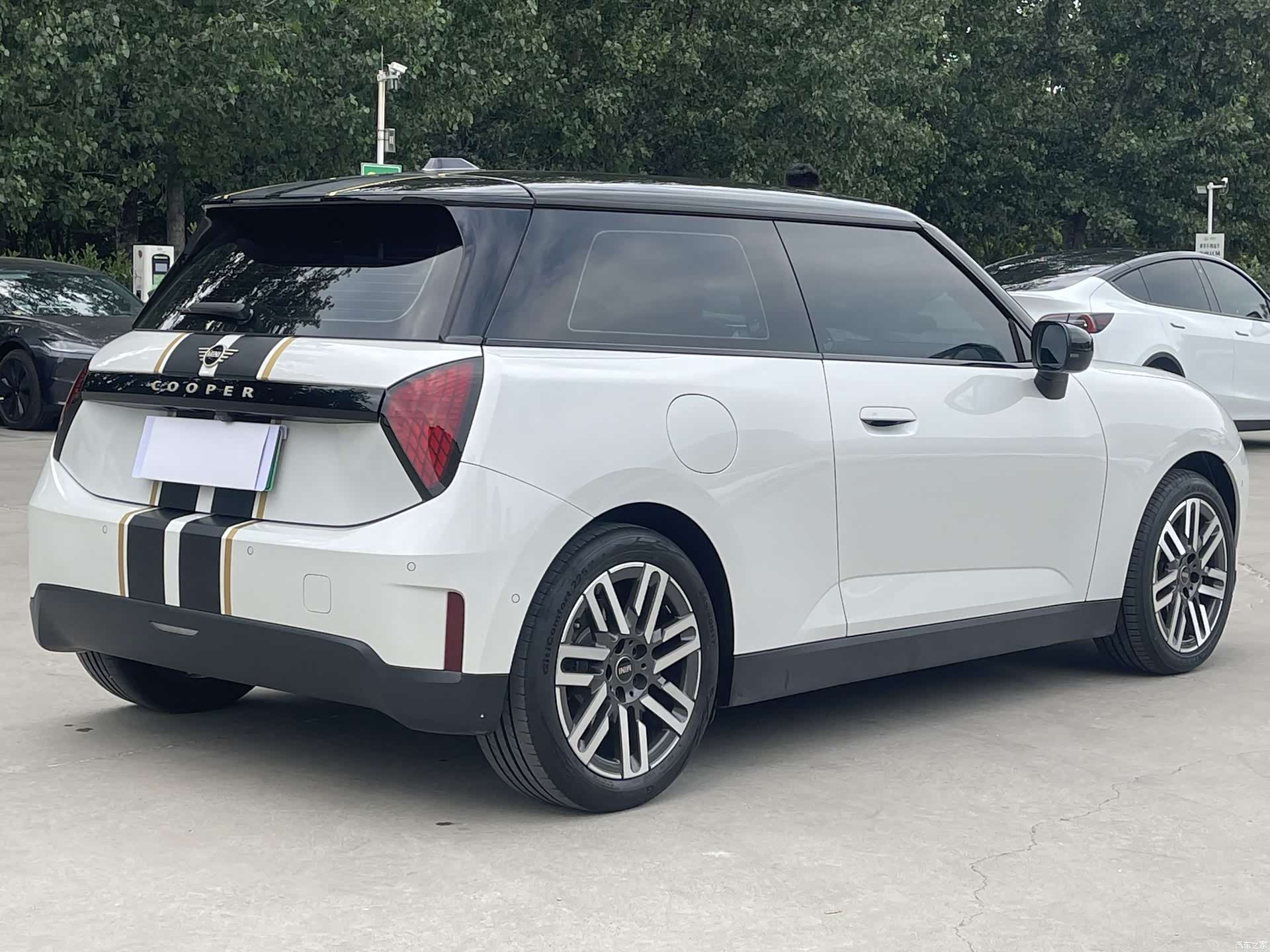 Mini Cooper, 2024 4