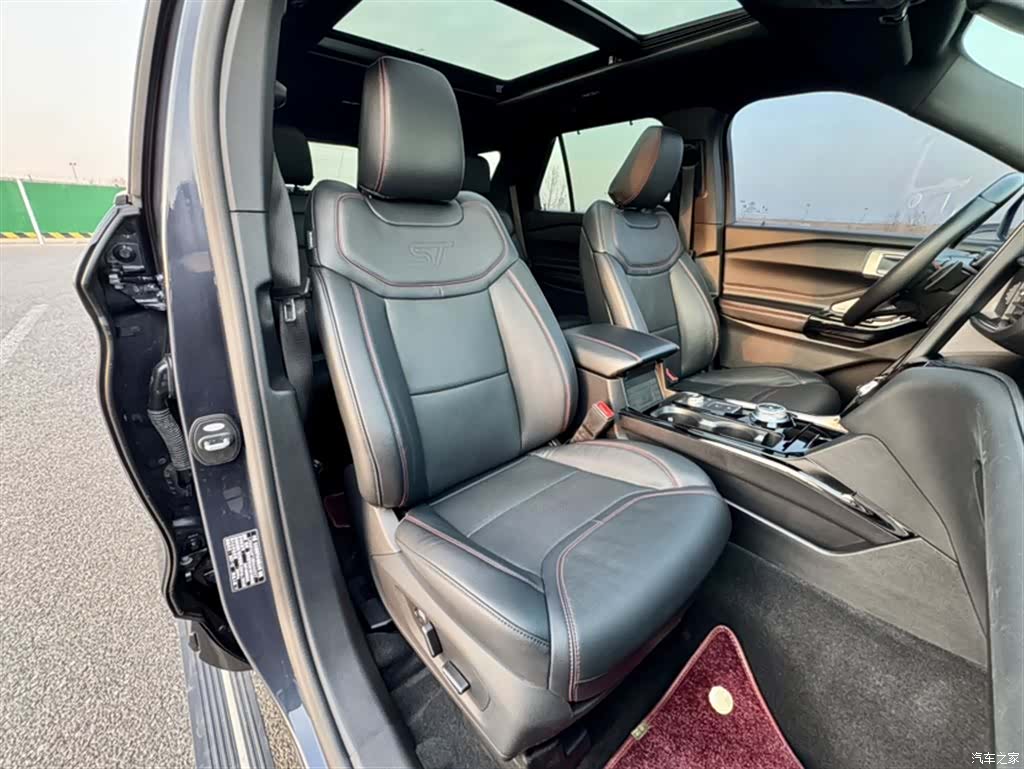 Ford Explorer, 2022 24