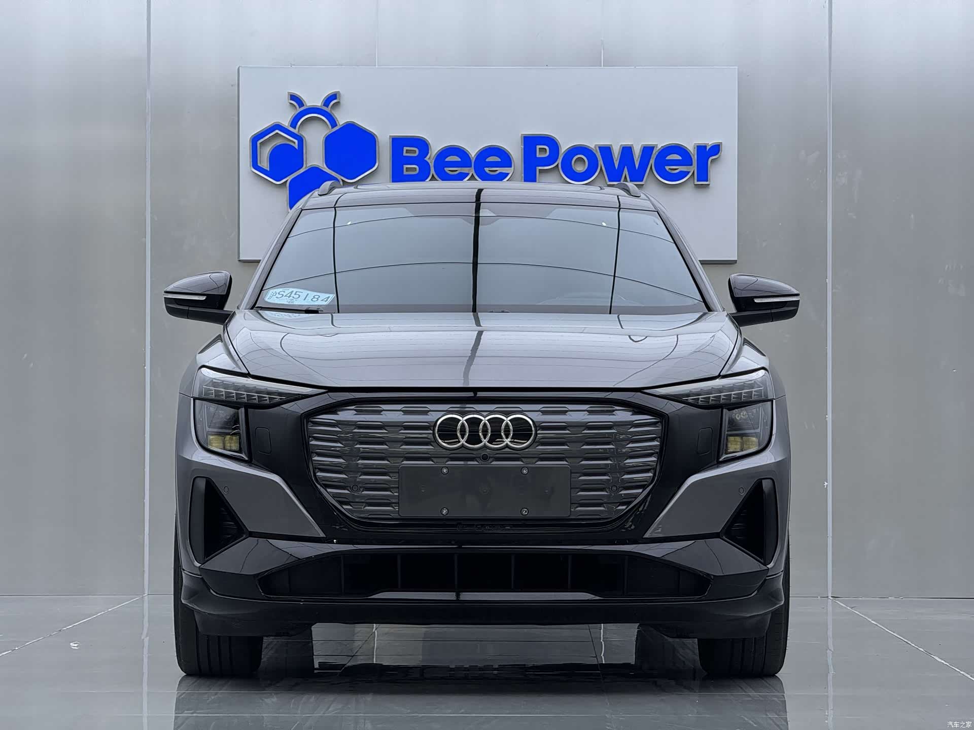 Audi Q5 e-tron, 2022 2