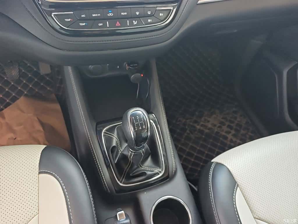Changan A800, 2019 14