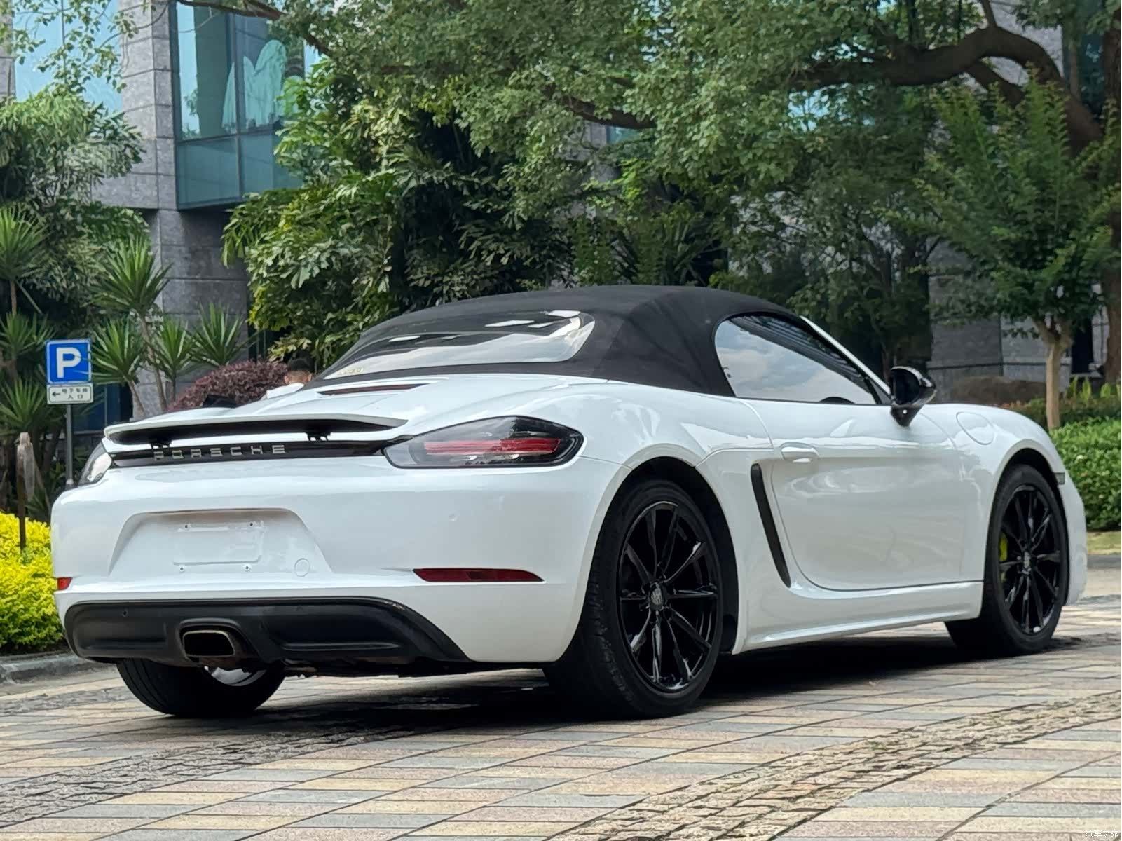 Porsche Boxster, 2018 6