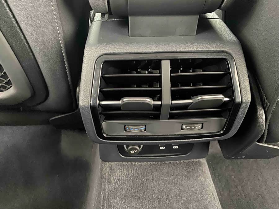 Audi Q3 Sportback 2022, фото 13
