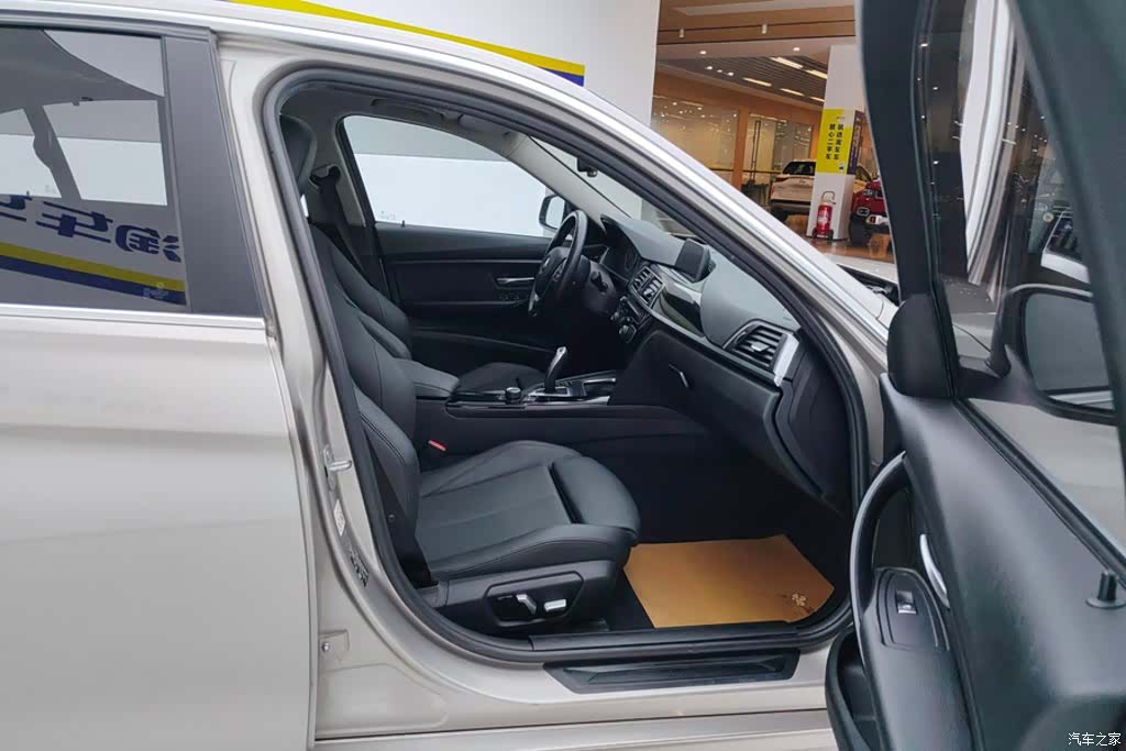 BMW 3 Series, 2018 8