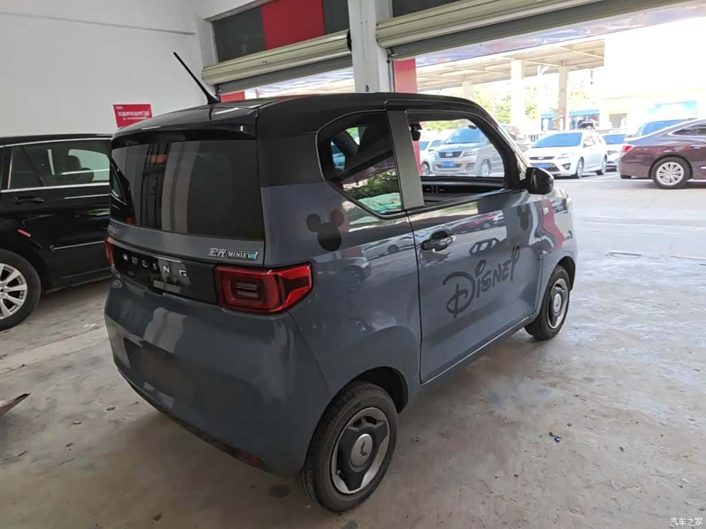 Wuling MINIEV, 2021 7