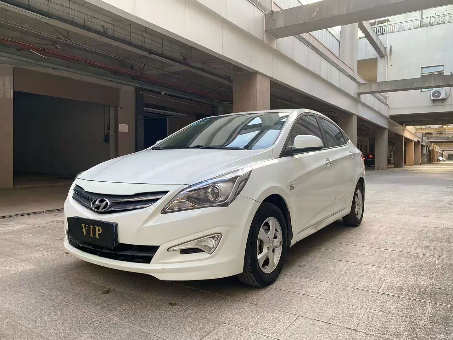 Hyundai GLX, 2015 1