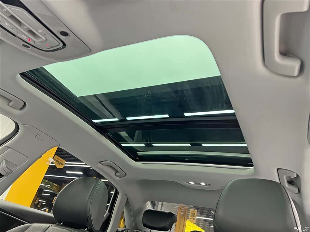 Audi A4L, 2018 17