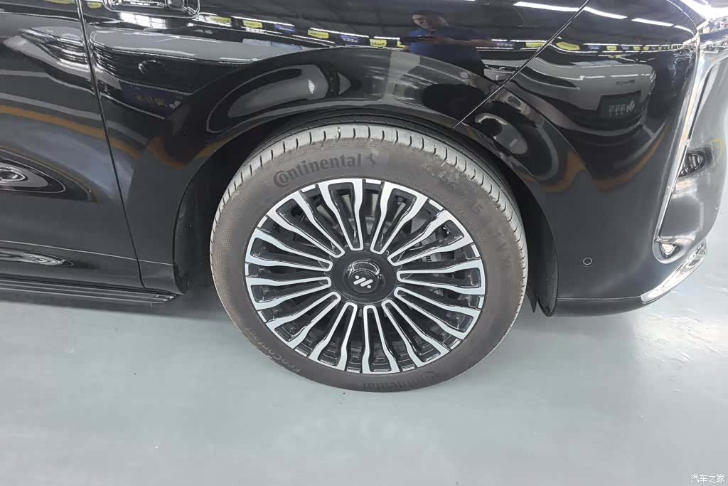 IM Motors LS8, 2026 6