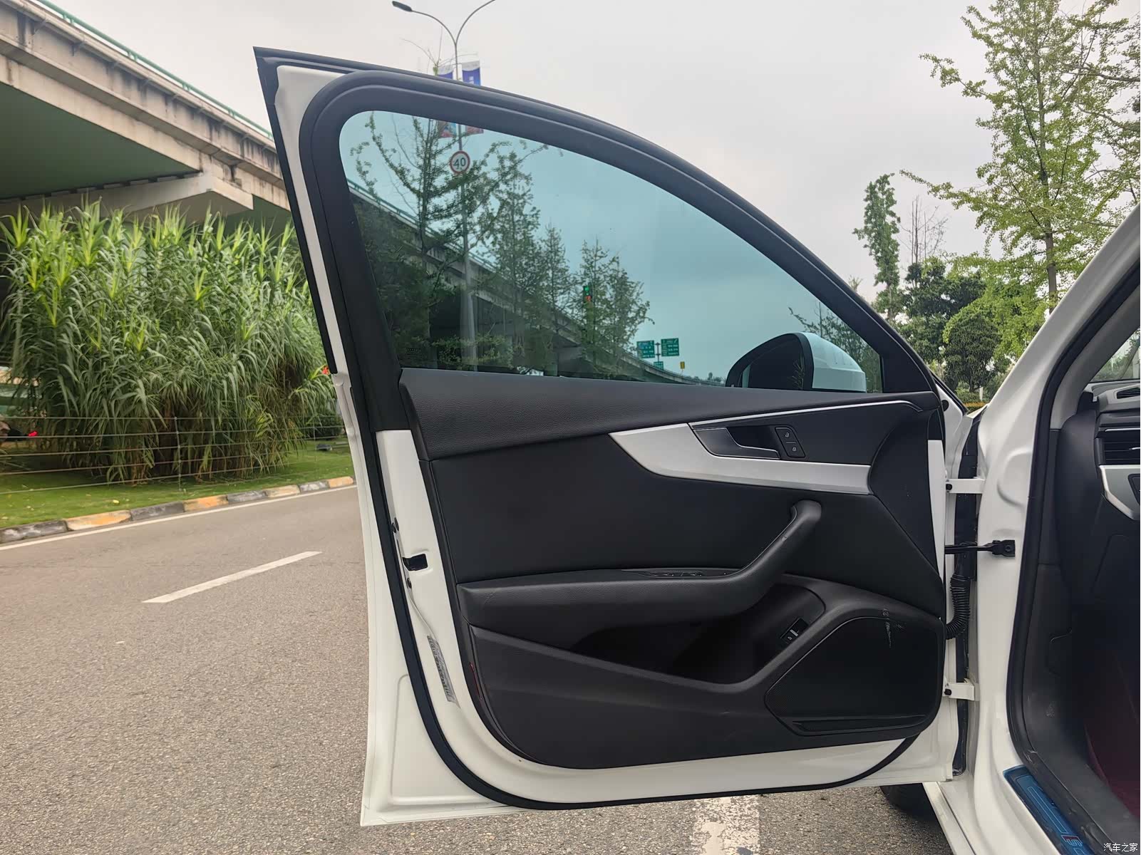 Audi A4L, 2019 7