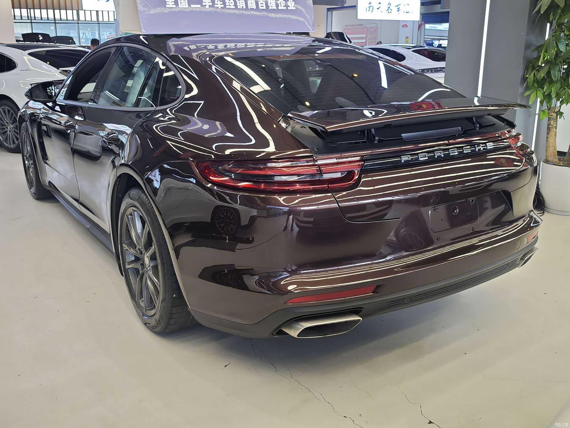 Porsche Panamera, 2018 9