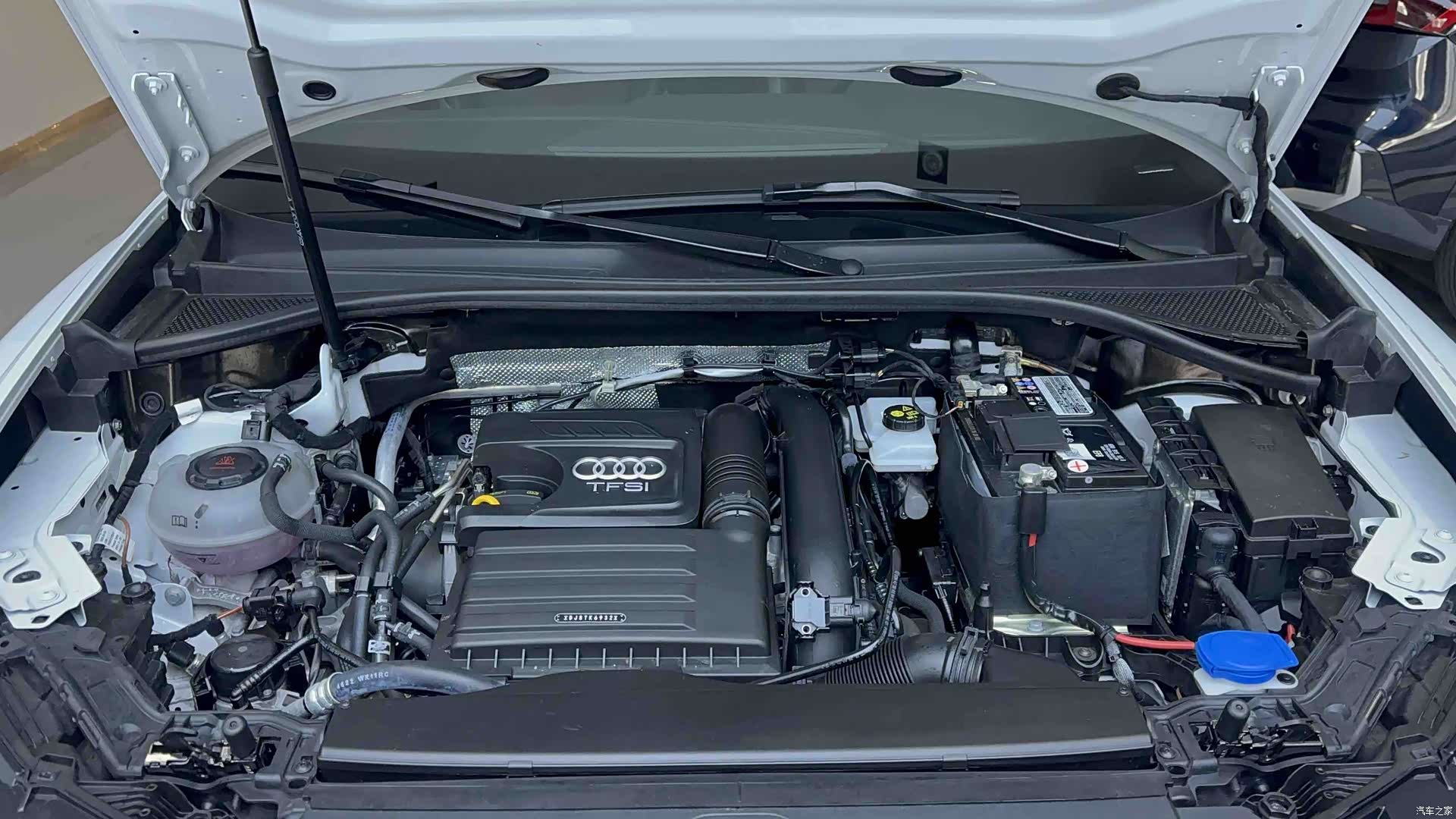 Audi Q3, 2023 17