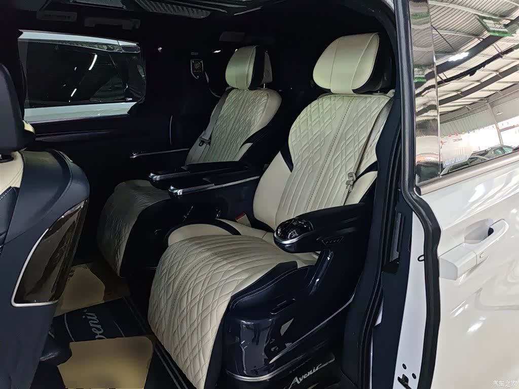 Buick GL8, 2020 13