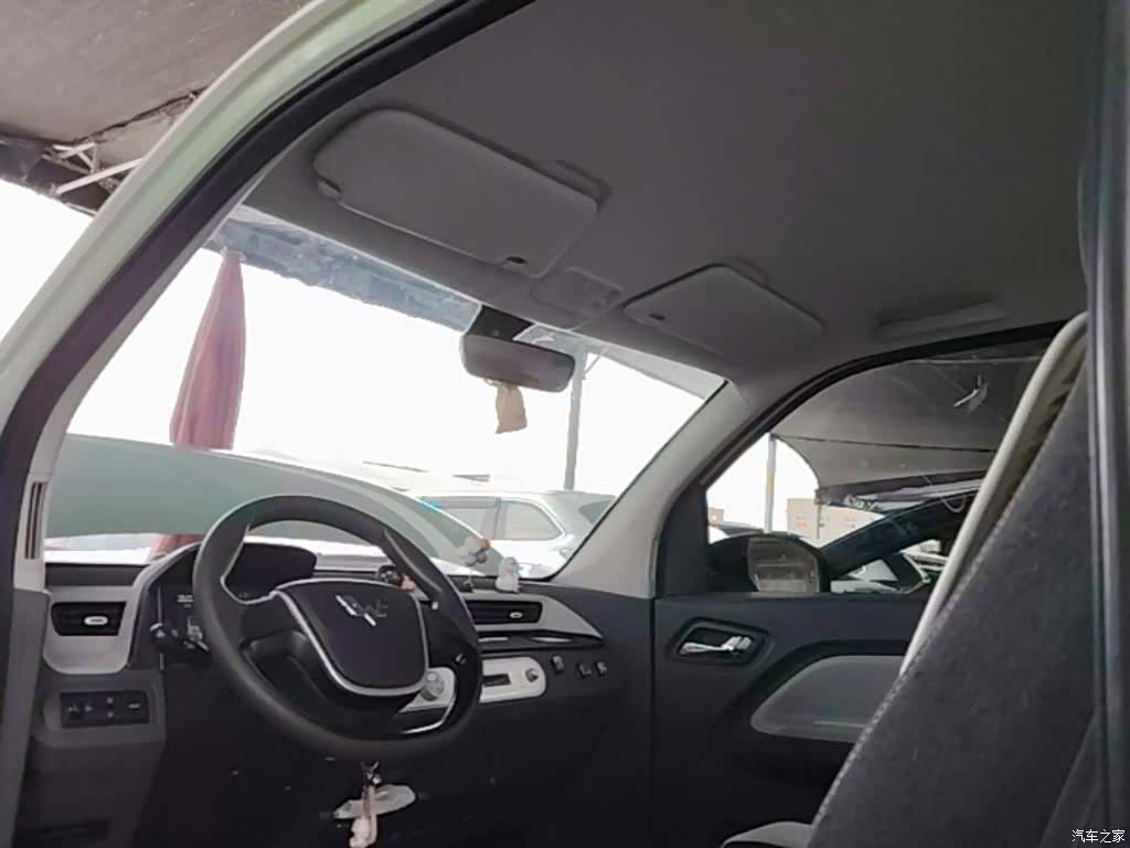 Wuling MINIEV, 2022 18
