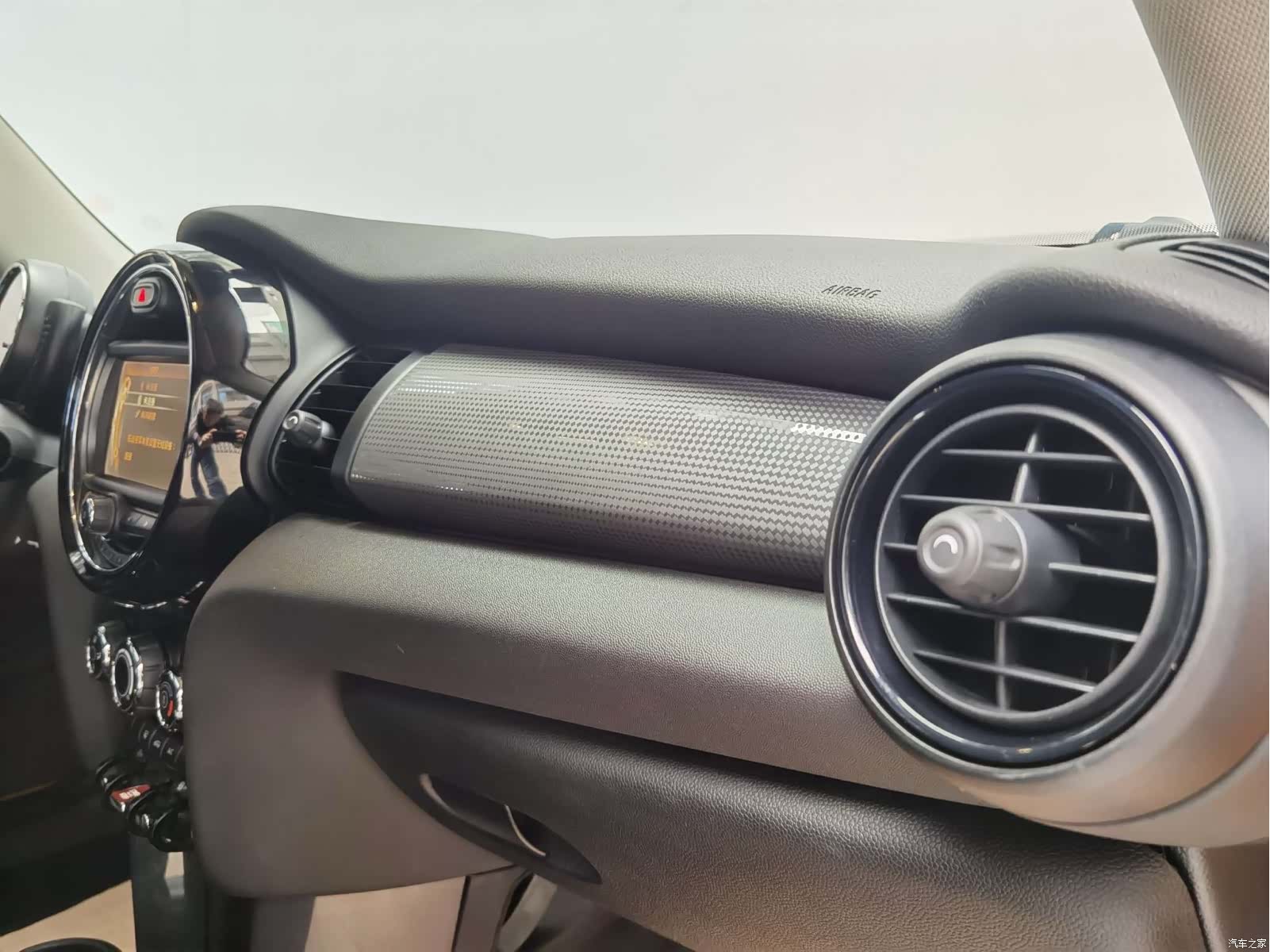 Mini Cooper, 2015 16