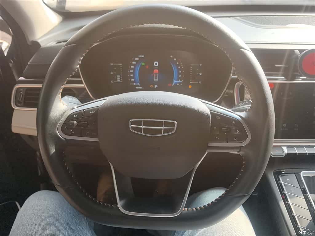 Geely Boyue, 2022 9