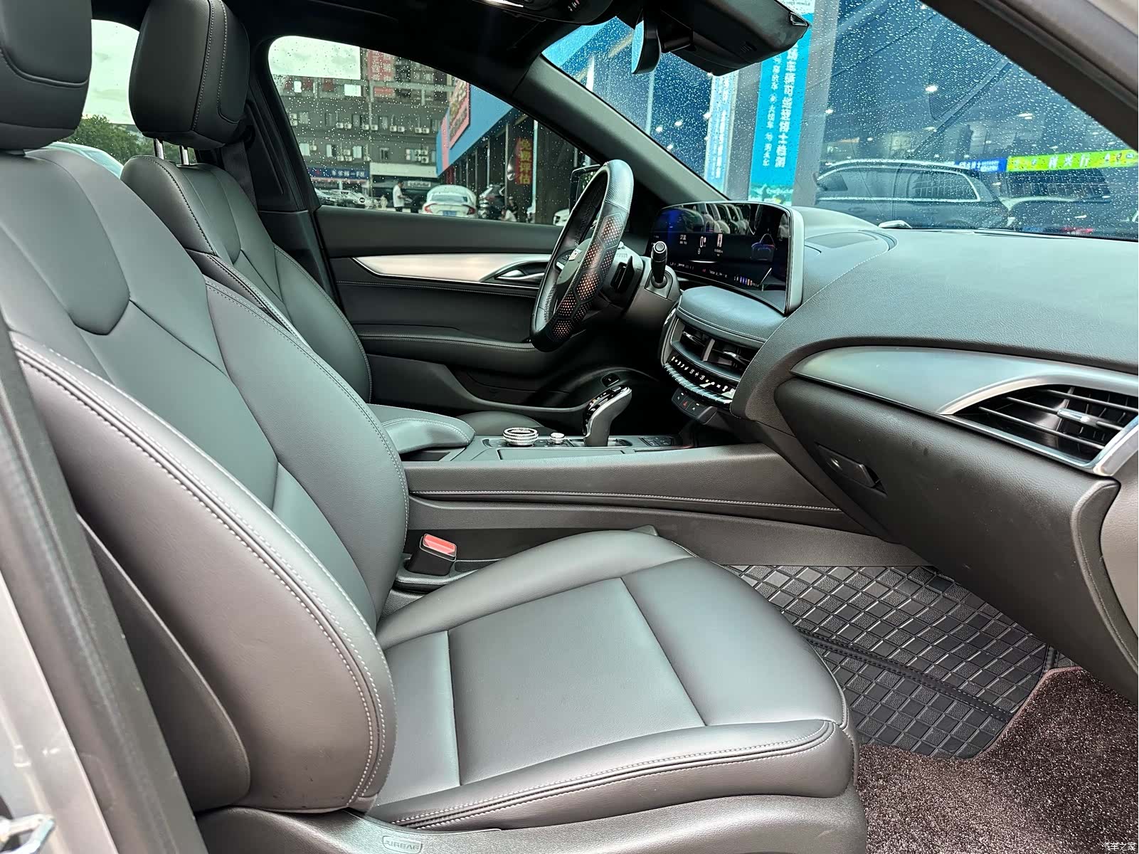 Cadillac CT5, 2024 9