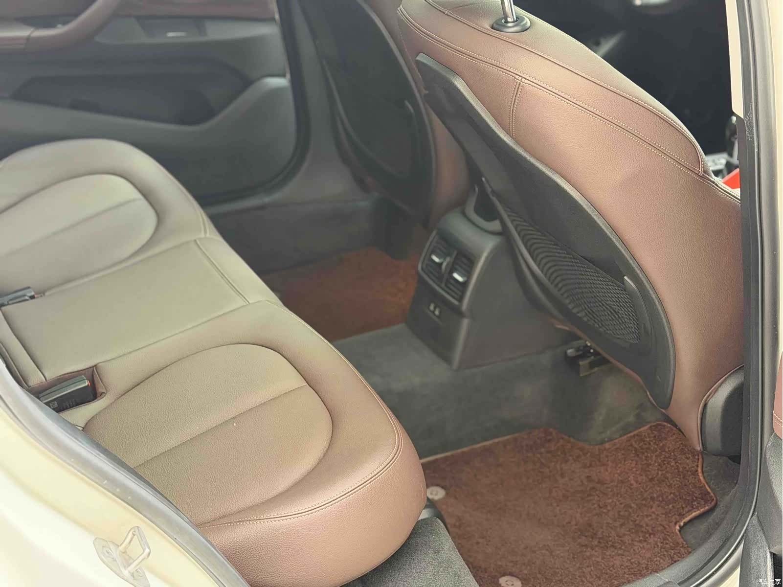 BMW X1, 2022 10