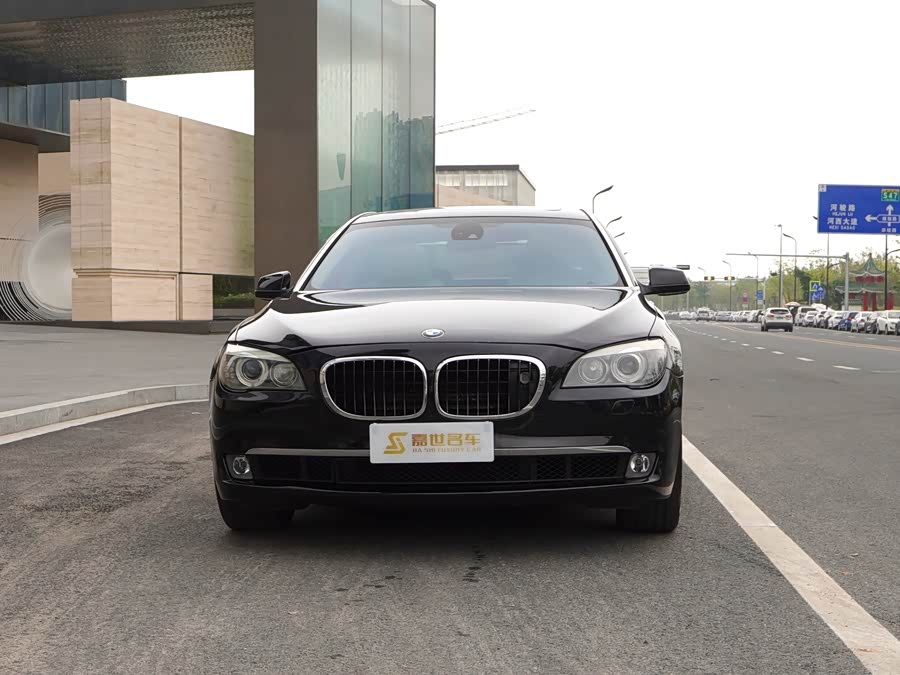 BMW 7-Series 2010, фото 2