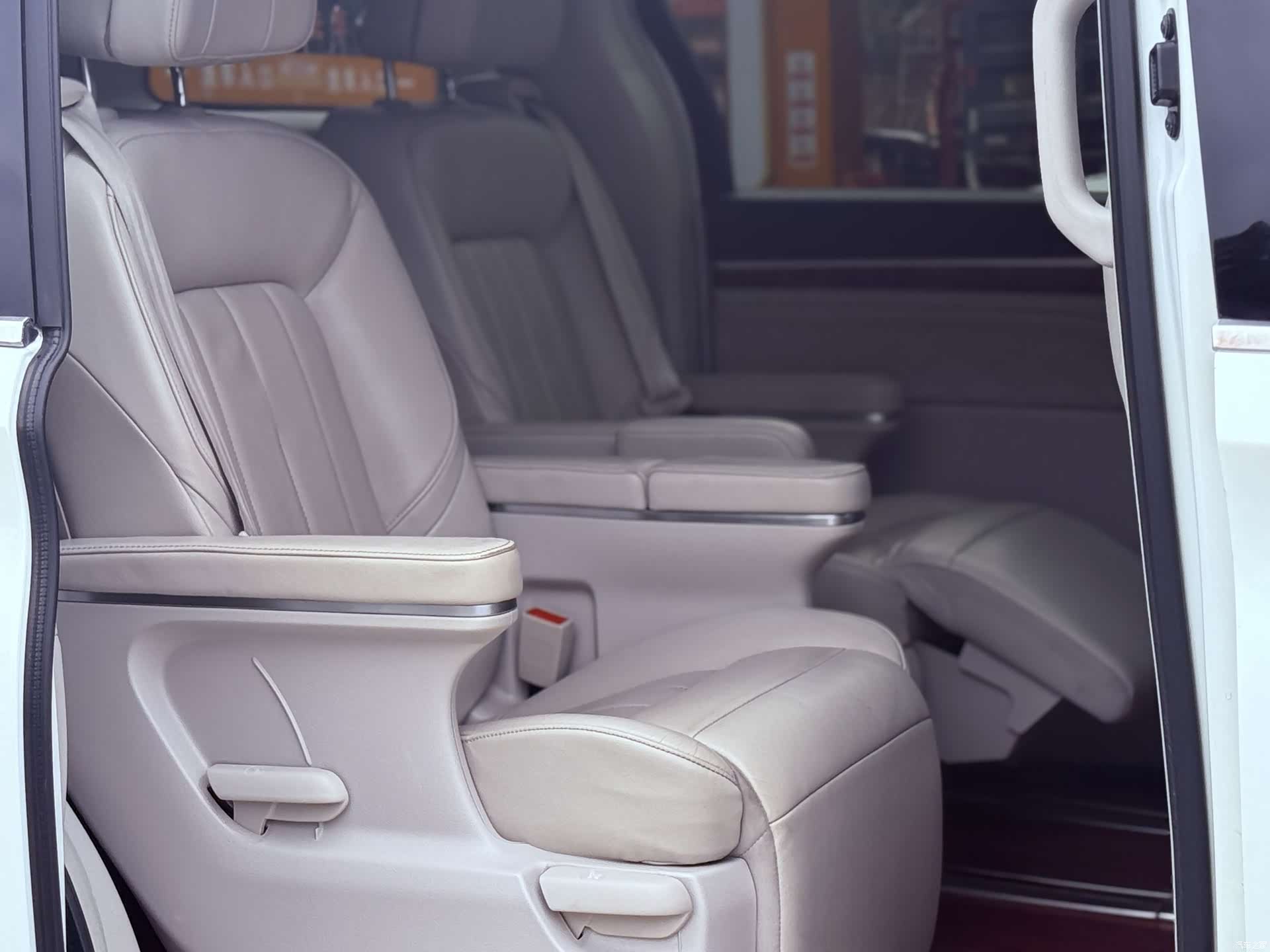 Trumpchi M8, 2019 11