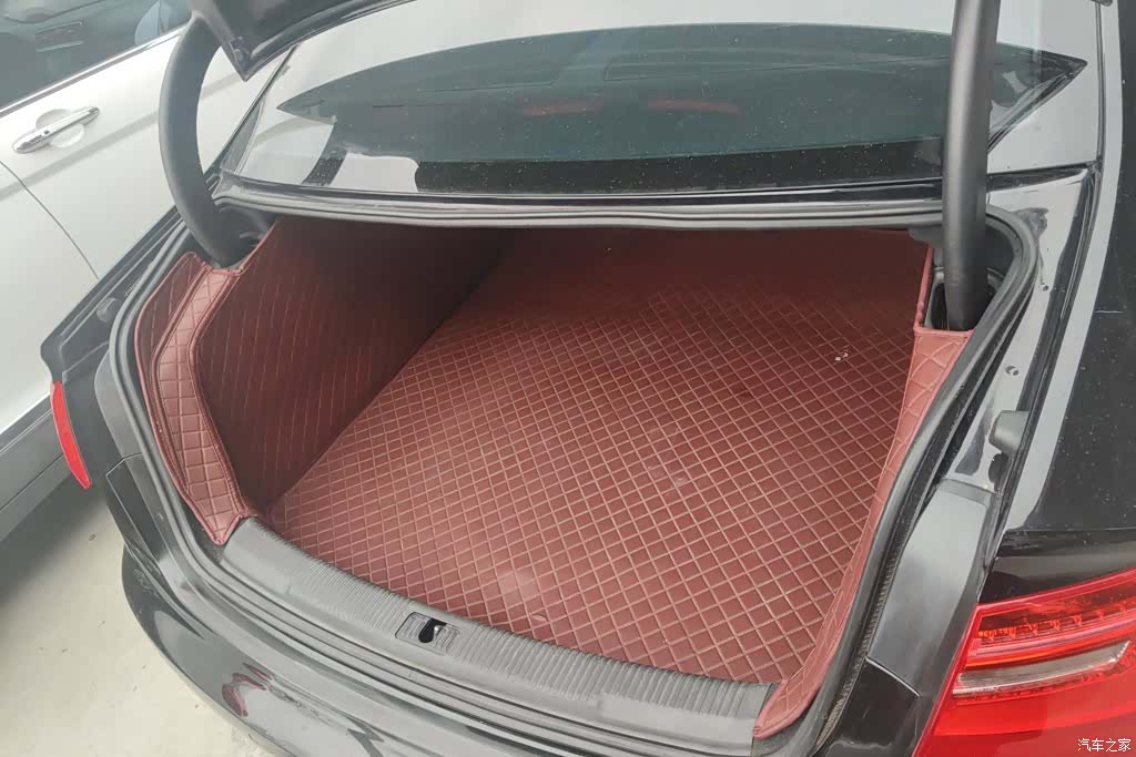 Audi A6L, 2015 4
