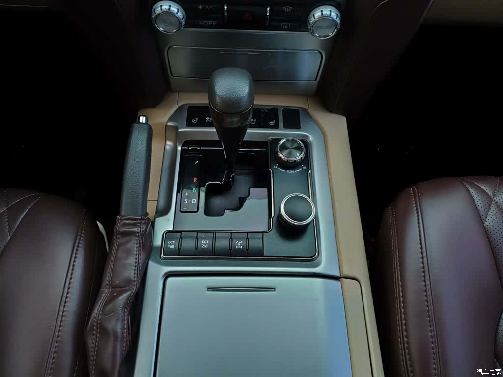 Toyota Land Cruiser, 2016 12