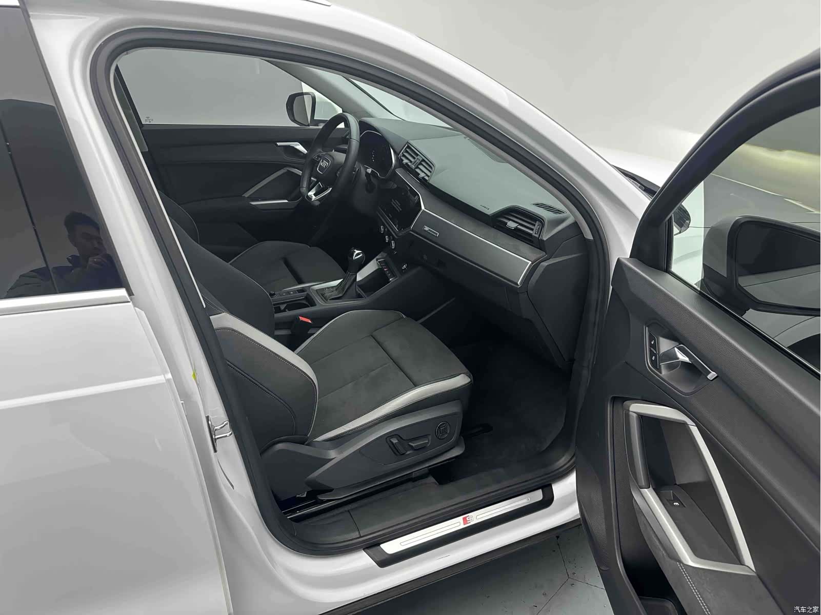 Audi Q3, 2022 8