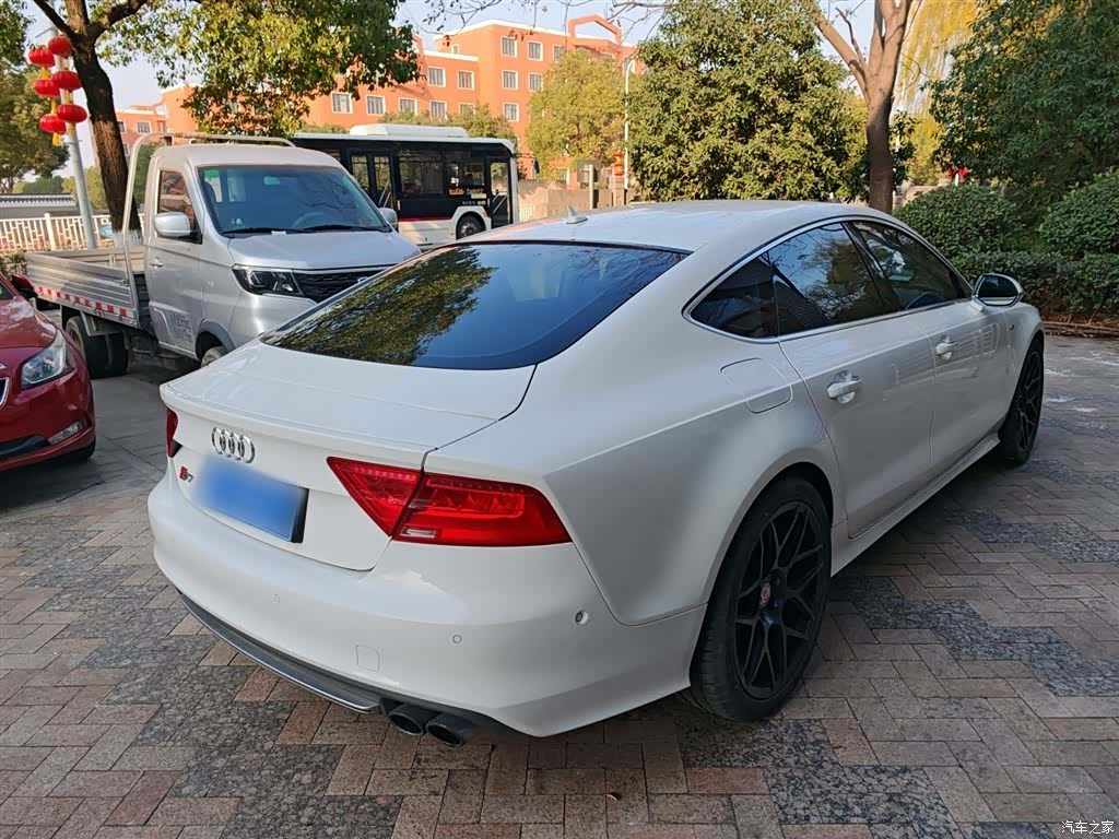 Audi TT, 2014 4