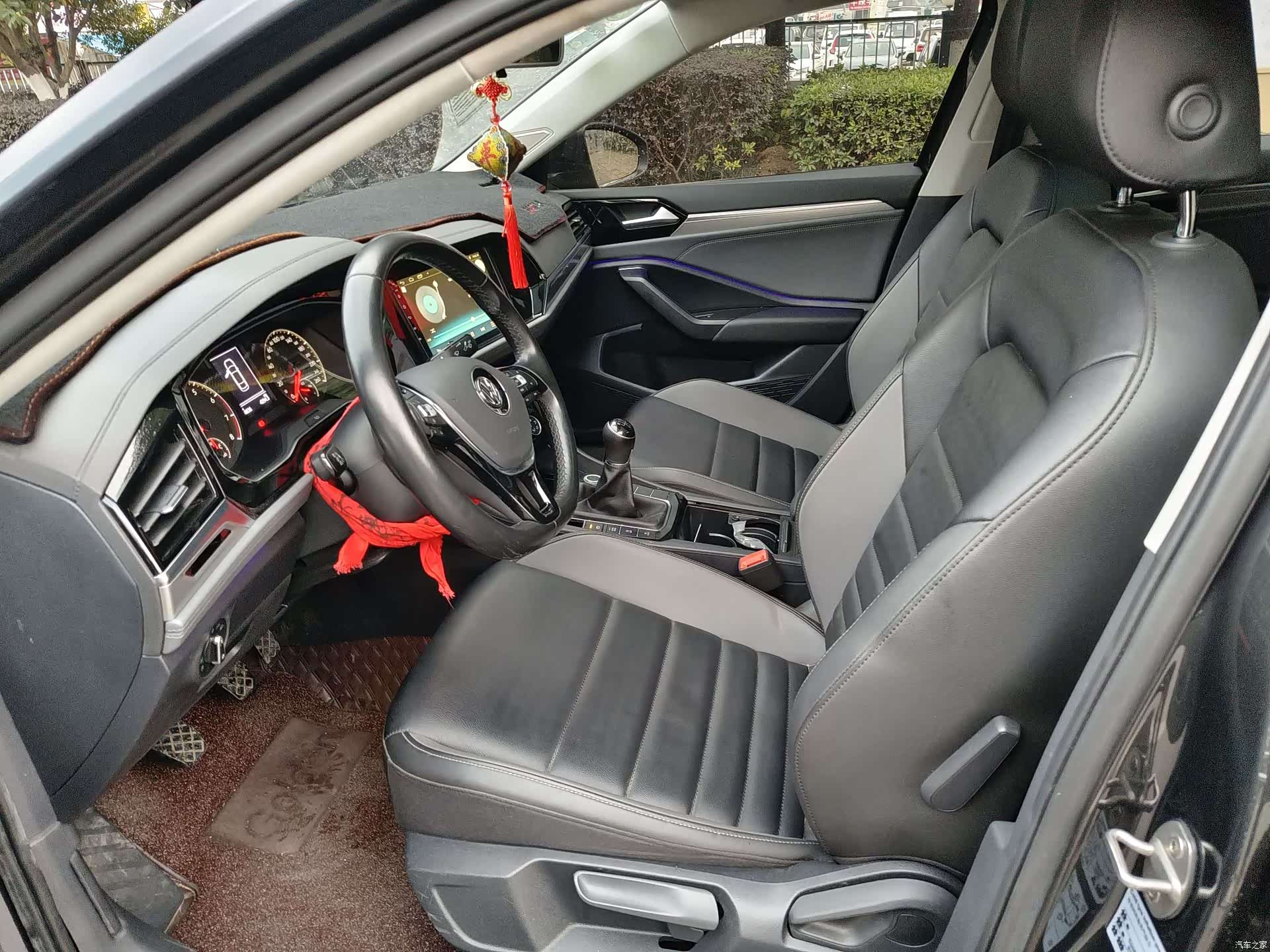 Volkswagen Sagitar, 2021 6
