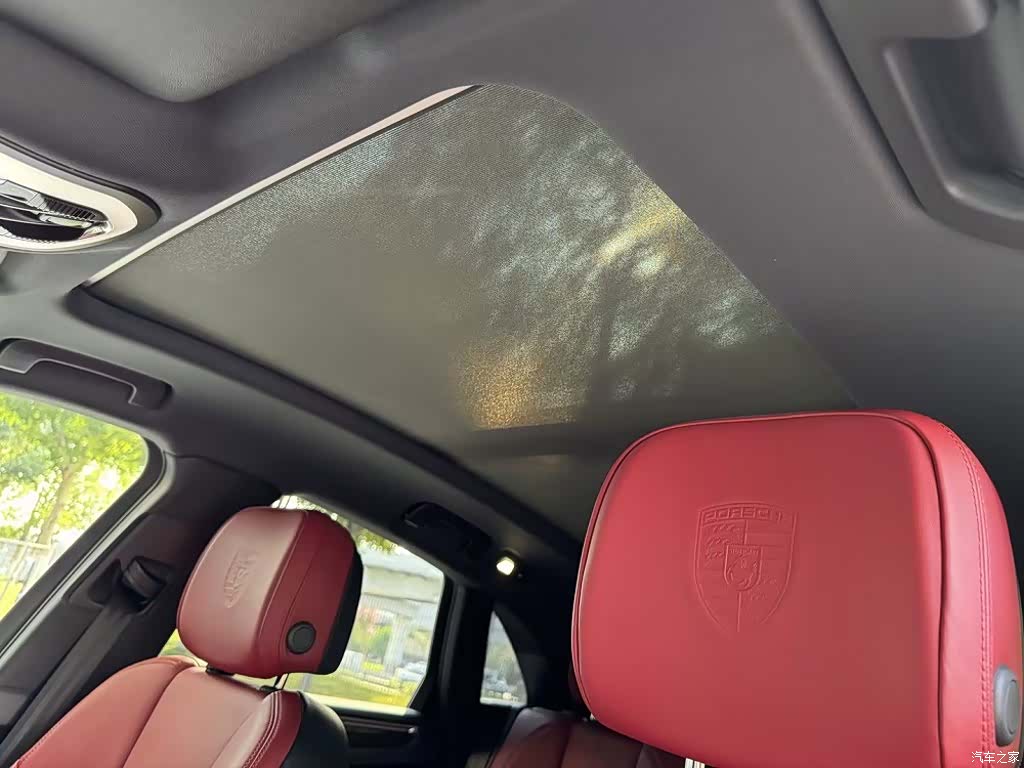 Porsche Macan, 2024 7
