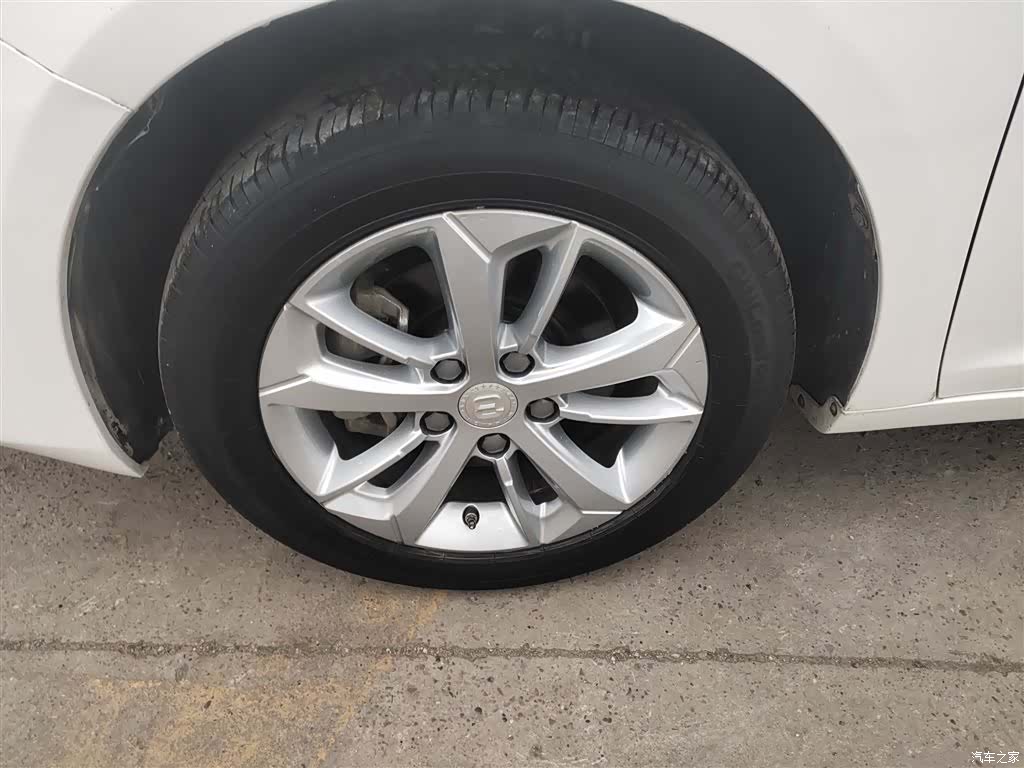 Geely Emgrand, 2021 24