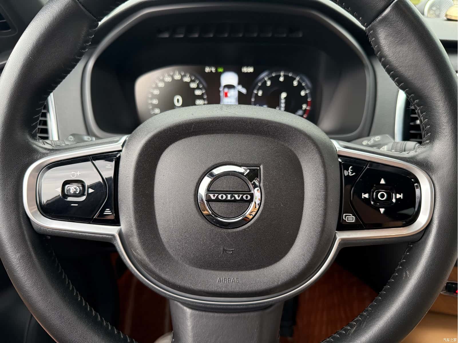 Volvo XC90, 2017 14