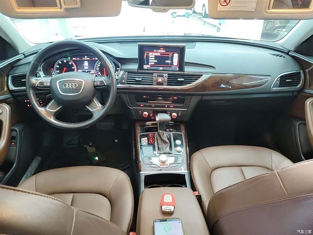 Audi A6L, 2014 10