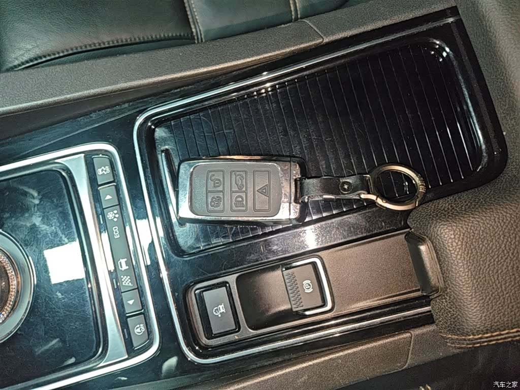 Jaguar F-PACE, 2018 9