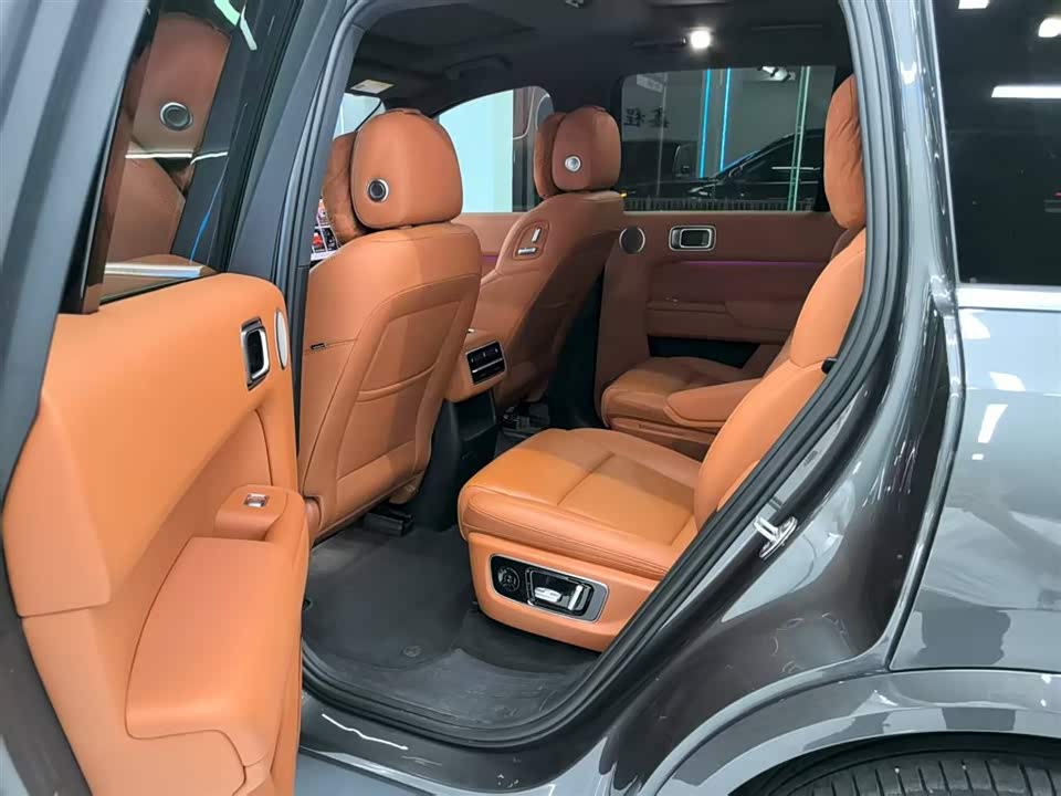 Li Auto Ideal L8