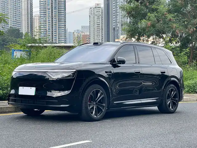 AITO M8 2025 — купить из Китая под заказ