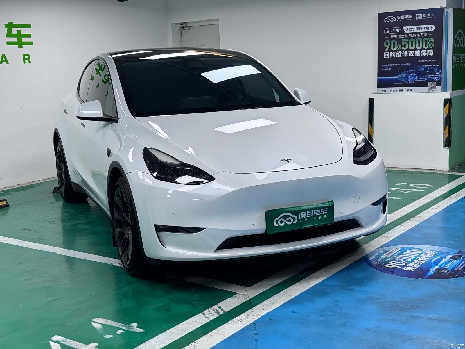 Tesla Model Y, 2021 3