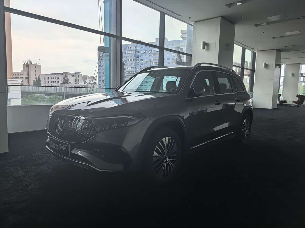 Mercedes-Benz EQB