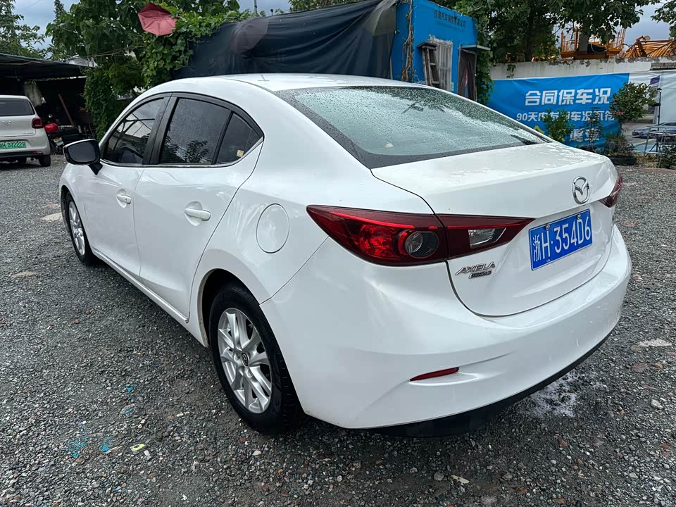 Mazda 3 Angkesaila