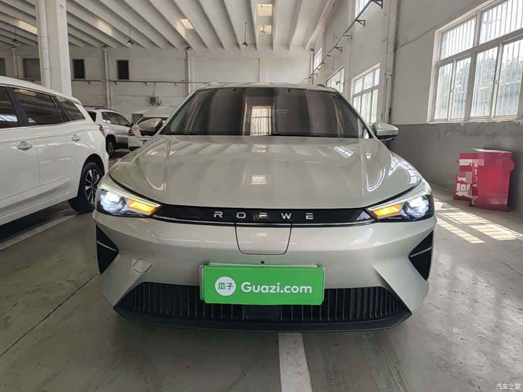 Roewe Ei5, 2022 3