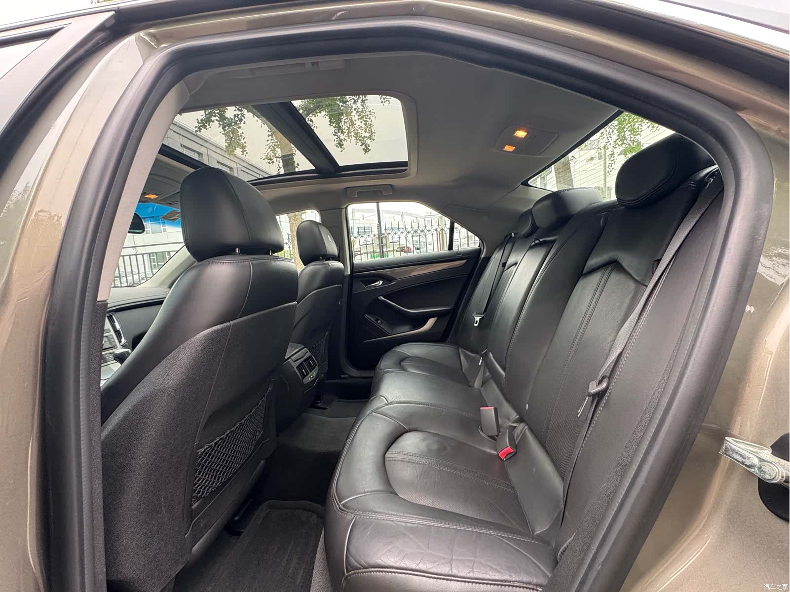 Cadillac CTS, 2011 14