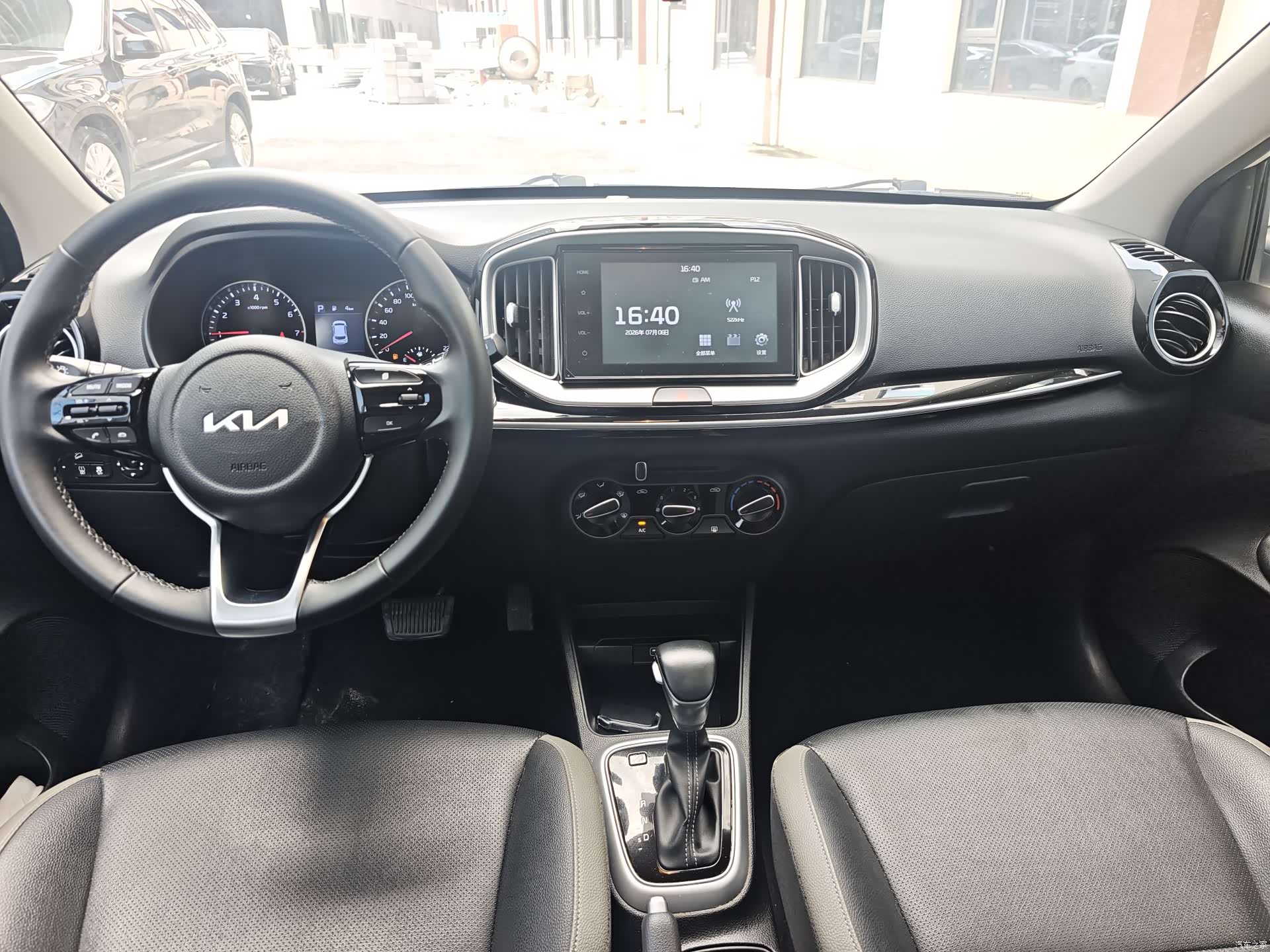 Kia KX1, 2021 8