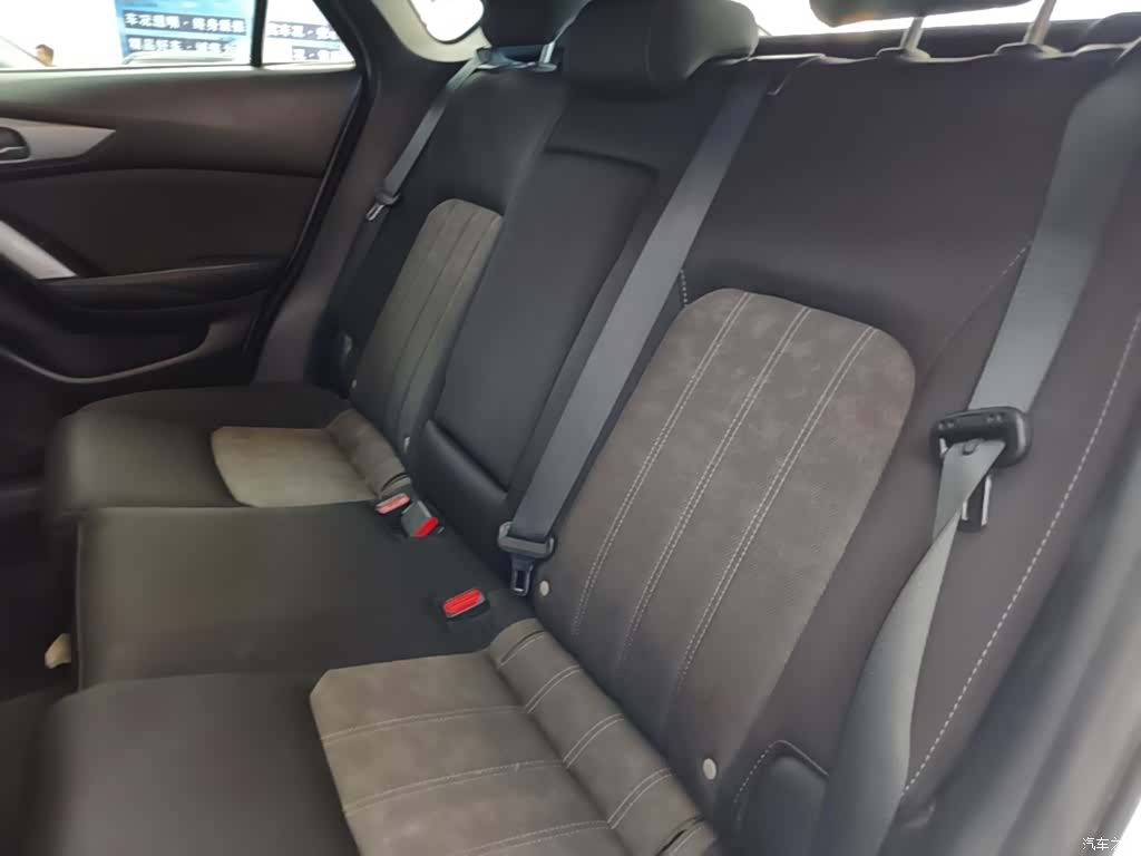 Mazda CX-4, 2018 17