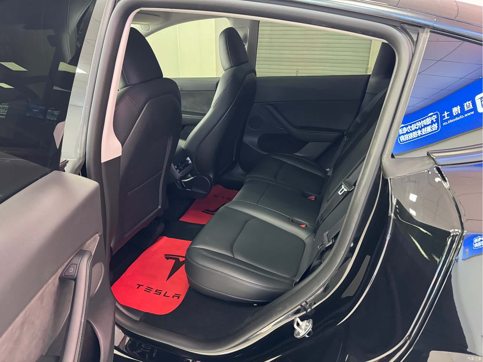 Tesla Model Y, 2023 9